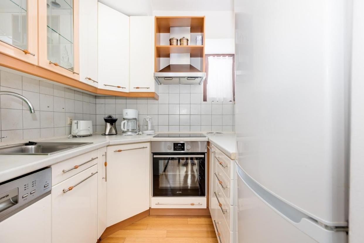Apartment Anton Punat Exterior foto