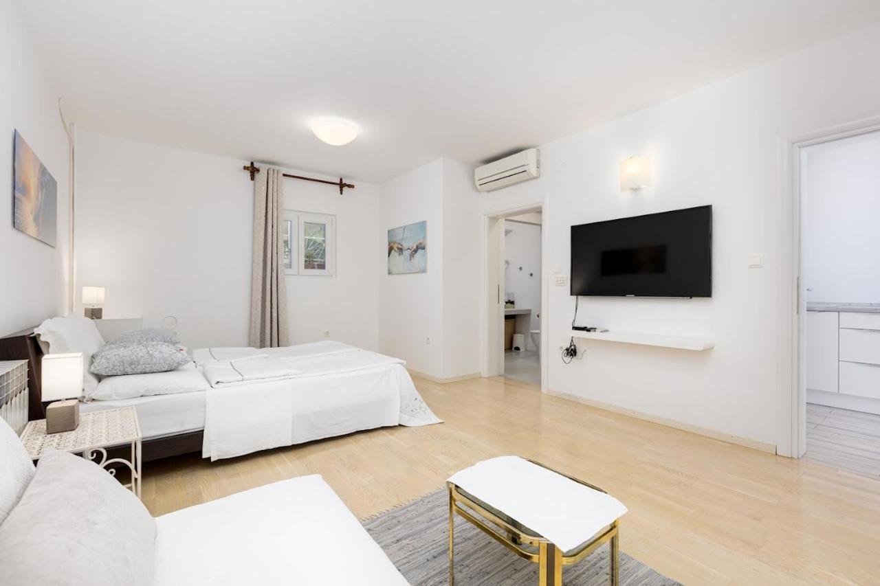 Apartment Anton Punat Exterior foto