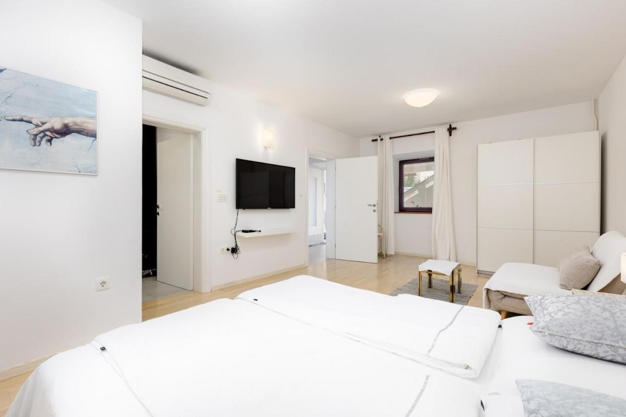 Apartment Anton Punat Exterior foto
